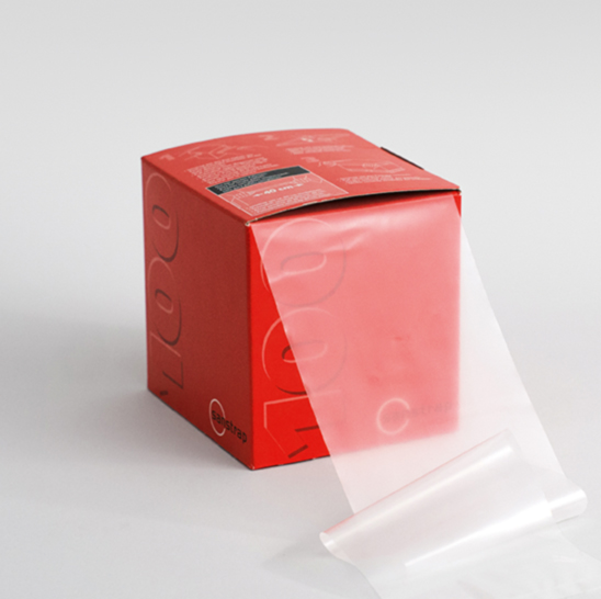 Sanstrap® Standard Dehnband-Box mit transparentem Band – für sichere, folienfreie Palettensicherung im Lager.